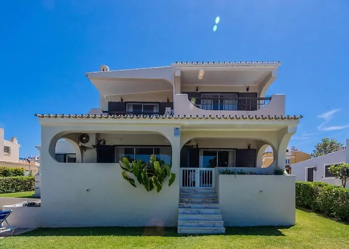 Sunny Vilamoura Golf With Private Pool Vakantiehuis *